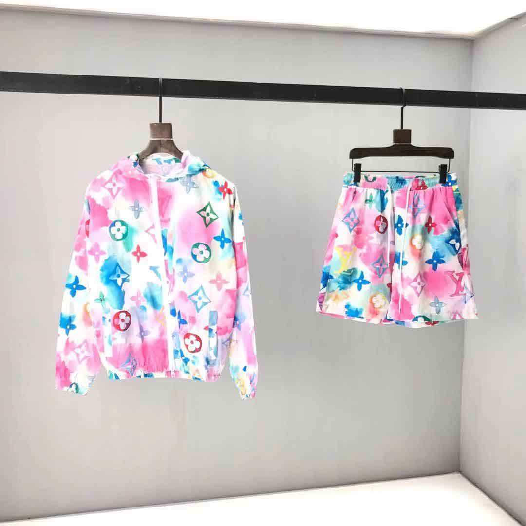 

2021ss spring and summer new high grade cotton printing short sleeve round neck panel T-Shirt Size: m-l-xl-xxl-xxxl Color: black white CCx25
