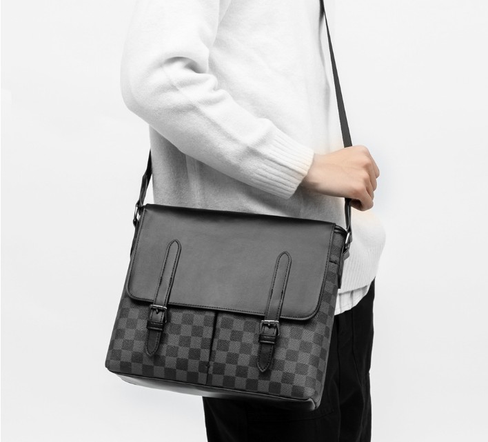 

Women Luxurys Designers Bags 2022 Men purses Classic Style Fashion bag men's messenger bagss sacoche pouch, No logo