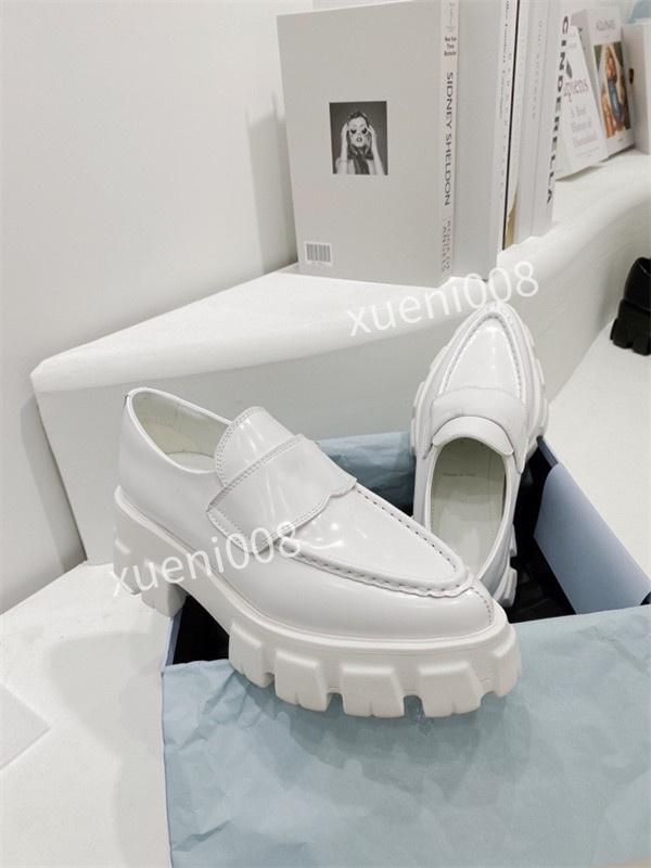 

2022 Top Quality Casual Dress Shoes Men Women 35-40 Luxury Sneaker Cow Leather Designers Bee Pattern womens mens Bottom Tiger Red Green zh211010, White