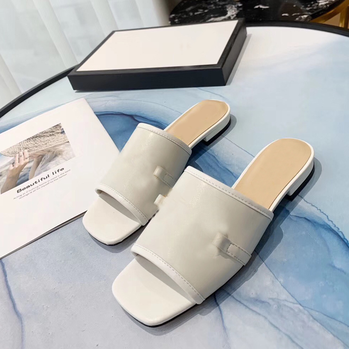 

2021 luxury fashion designer slipper comfortable flat slippers with summer outdoor floor slide wedge sandals lady letters cowboy classic women beach shoes box 35-43, Blue