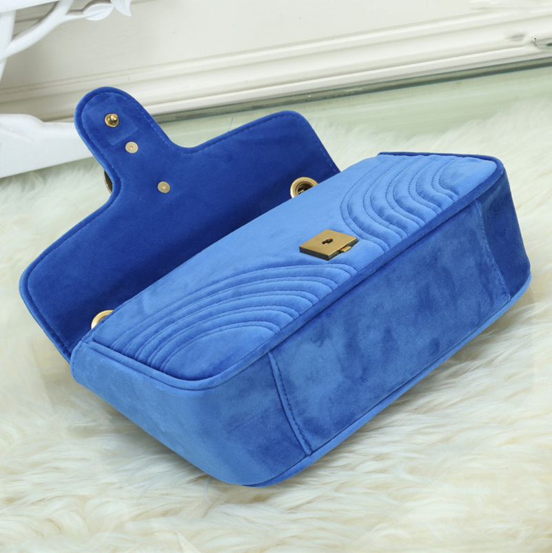 

Women's Shoulder Bags Luxury Brand Heart-shaped Female Sling Messager Bag Fashion Handbag, Red