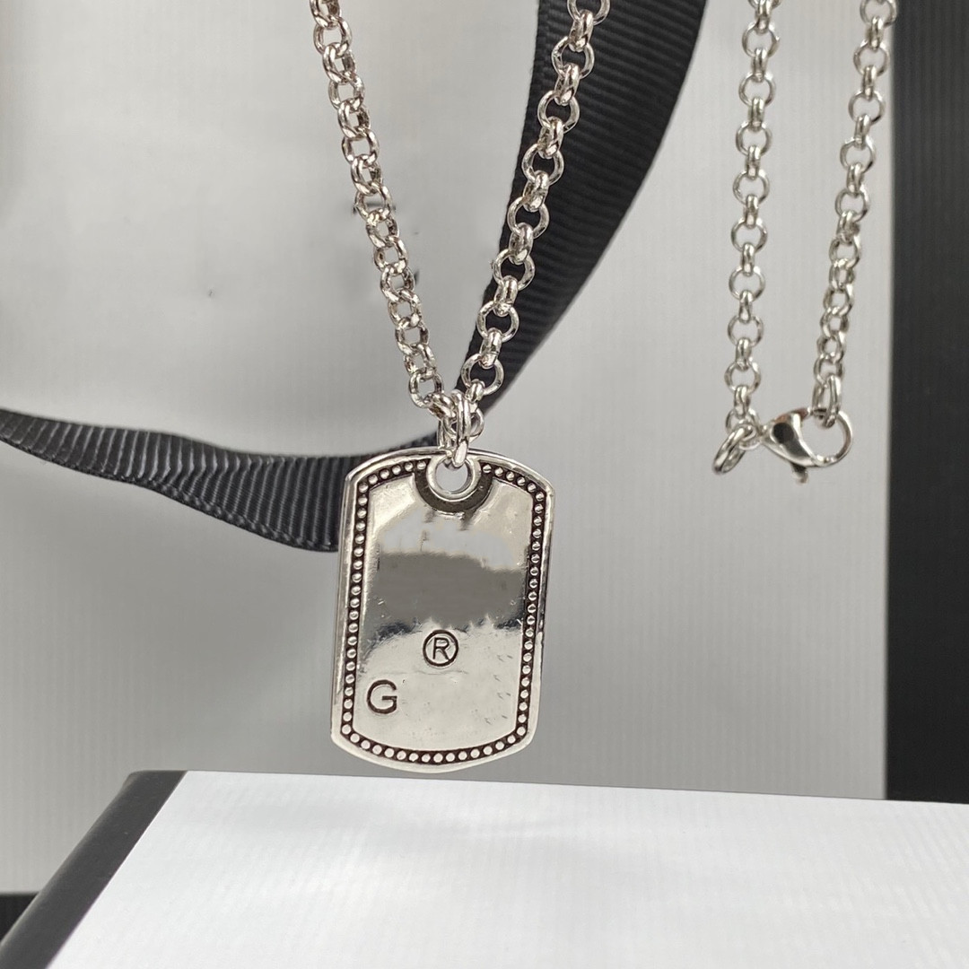 

Top Luxury Design Necklace Chain for Couple Retro Hip Hop Fashion Letter Silver Necklaces High Quality Chain Supply linkB