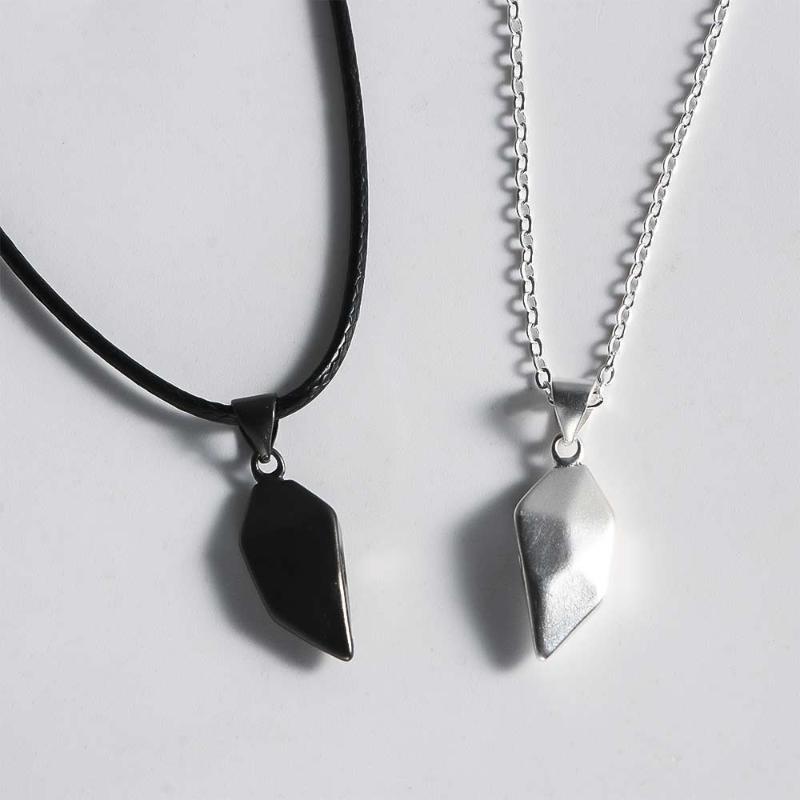 

Pendant Necklaces 2-piece Set Of Minimalist Lovers Necklace Friendship Heart Couple Magnetic Multi-faced Jewelry