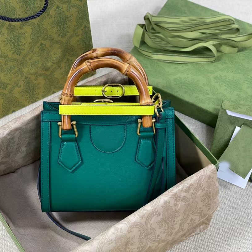 

2021 Classic retro Mini Tote Bag designer famous brand leather with bamboo handle high quality messenger bags women multicolor urban handbag