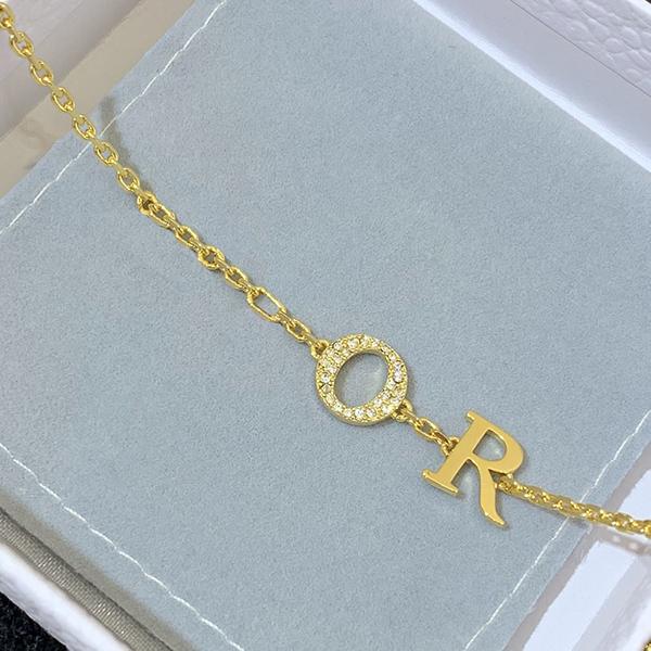 

2022 Popular New Fashion Hot Designers Stainless Steel Gold Link Chain Round Pendant Top Quality Fashion For Women