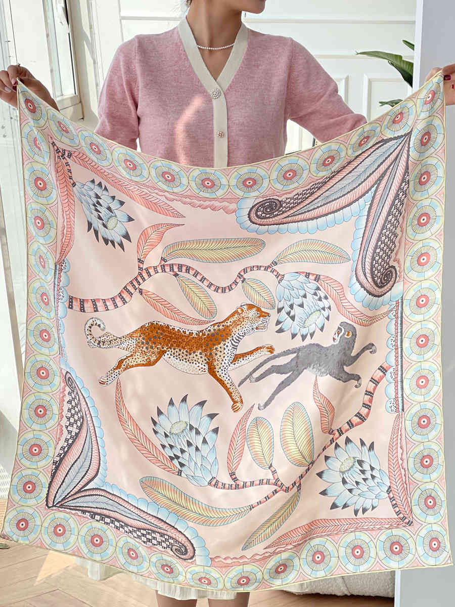 

90*90cm Designer 100 % Natural *Mulberry s 100% Silk Scarf Hand Rolled Foulard En Soie animal print scarves