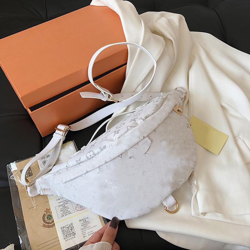 

Gladiator Luxury Belt Bag Ladies Diagonal Men Fashion Atmospheric Wallet, Black