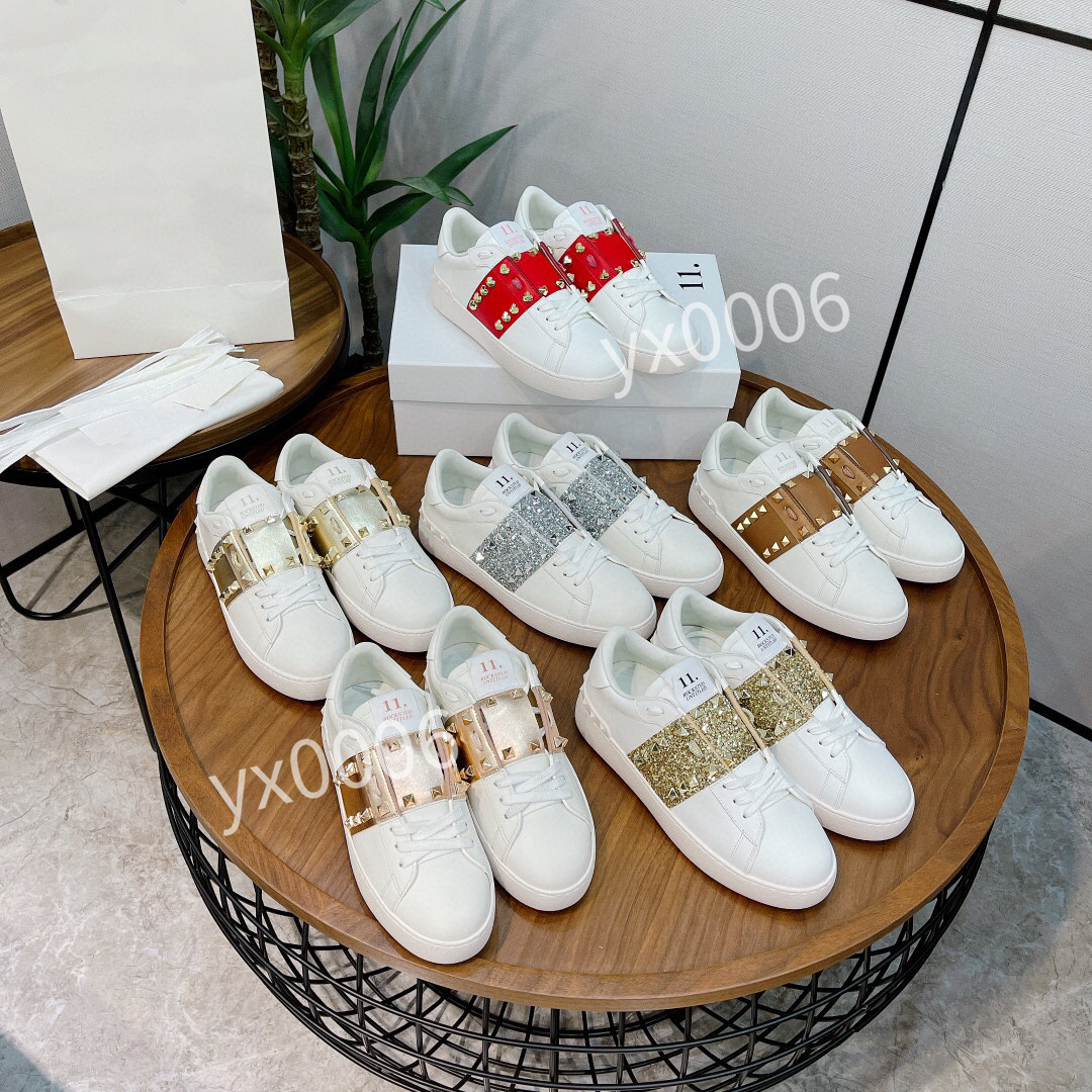 

Modern Graffiti Calfskin Nappa Daymaster Sneakers Shoes Lightweight Runner Sports Super-flex Rubber Soles Outdoor Trainers Party Wedding yh211109, Choose the color
