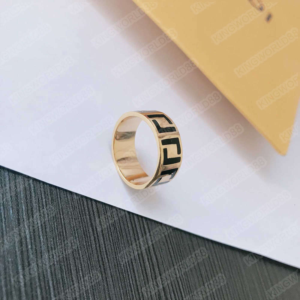 

Designer double F pink armour fashion temperament personality simple accessories black letter gold ring women's luxury goods DI