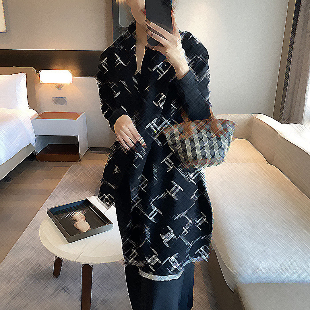 

3style Wool Scarf Winter Luxury Old Flowers Letters Print Brand Designer Cashmere Scarfs Women Ladies Classic Scarves Pashmina Shawl Warps High Quality 180*70cm