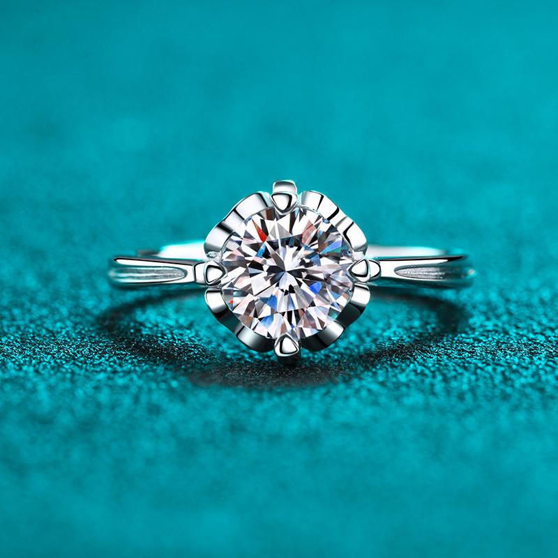 

Cluster Rings Round Brilliant Cut 1 D Color Moissanite Diamond Test Past Engagement Ring Silver 925 Original 6.5mm Gemstone