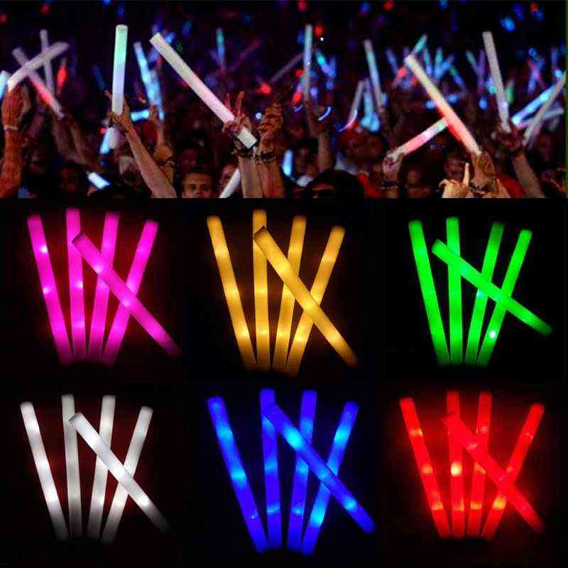 

30 Pcs Light-Up Foam Sticks LED Soft Batons Rally Rave Glow Wands Multicolor Cheer Flashing Tube Concert for Festivals Y220105