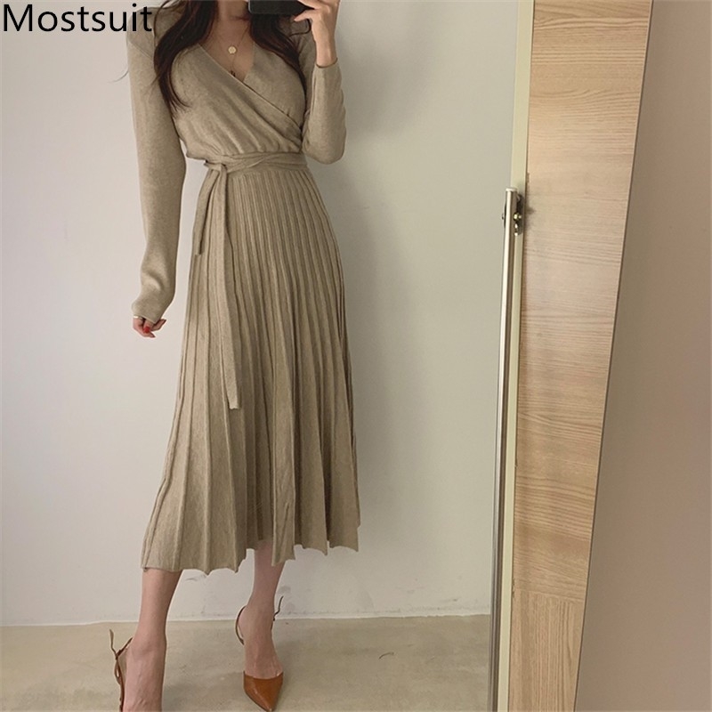 

Autumn Korean Knitted Pleated Long Dress Women Full Sleeve V-neck Belted Vintage Solid Fashion Ladies Dresses Vestidos 210518, Apricot