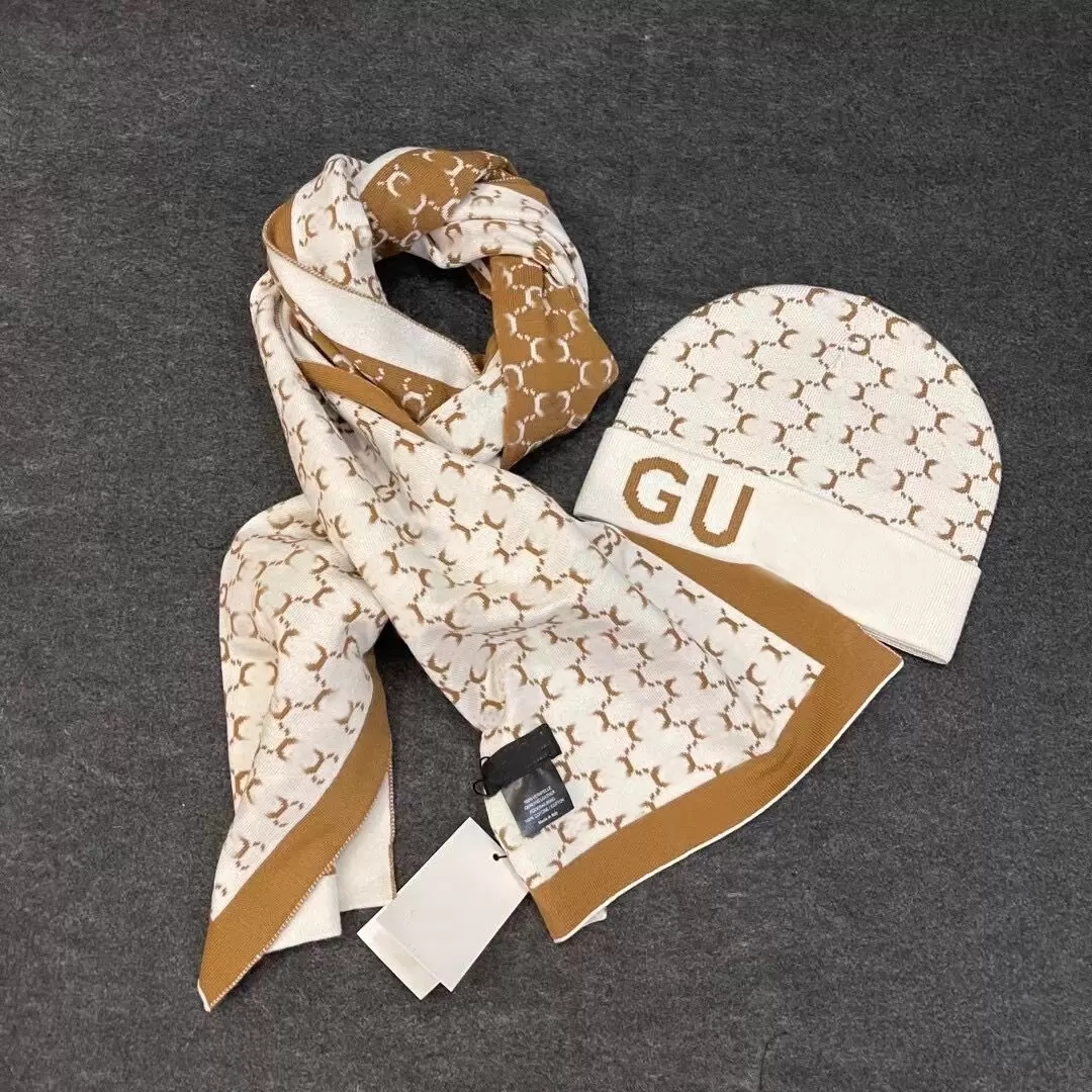 

New Fashion High Quality Men Women Designers Hat Scarf Warm European High-end Hats & Scarves Sets Brand Fashion Accessories size 180x32cm