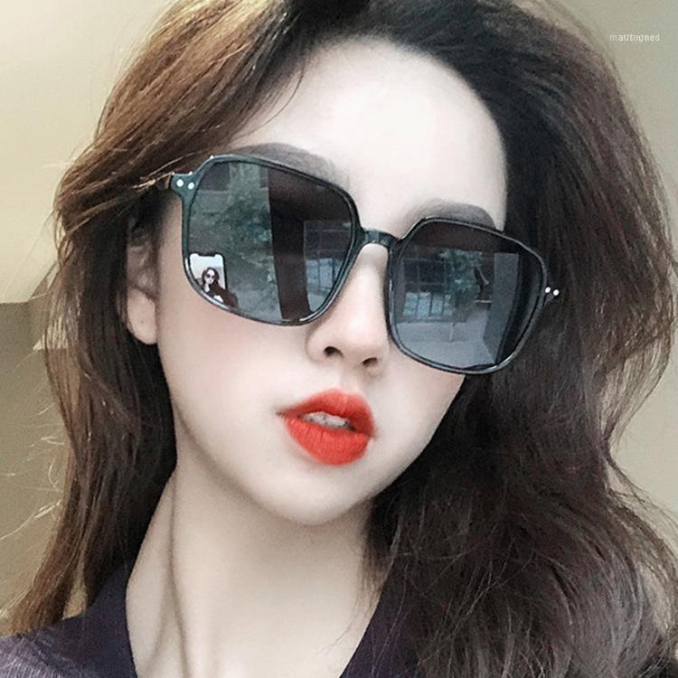 

Sunglasses Retro Round Women/Men Oversized Designer Sun Glasses For Women Mirror UV400 Oculos Gafas De Sol Feminino1