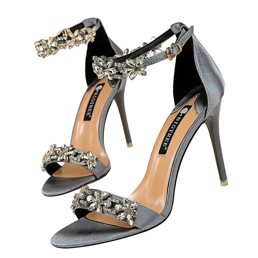 

Fashion rhinestone clasp red bottom fashion high heels for women party wedding black nude yellow pink glitter spikes Pointed Toes Pumps Dress shoes