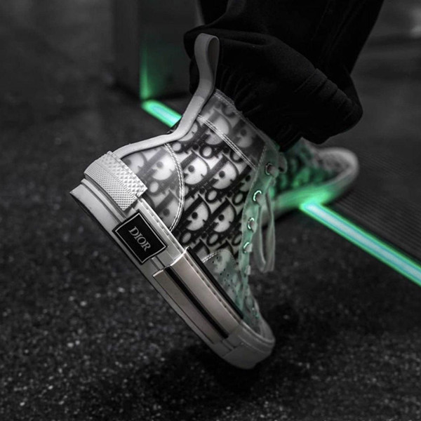 

Fashion Sneakers Flowers Canvas Casual Shoes Oblique B23 Mens HighTop Shoes Womens and Men stylist Sneaker