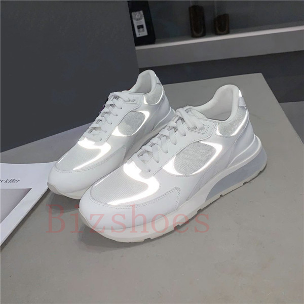 

Run Away Sneaker white classic running shoe 3M Reflective Designer Sneakers suede calf leather canvas mesh comet-like Luxurys Shoes, 01