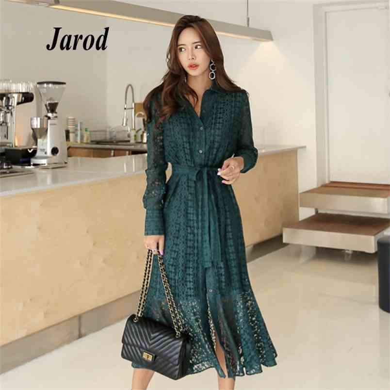

Vintage Hollow-out Lace Women Long Dress Single Breasted Bandage Elegant Mermaid Female Full Sleeve Autumn Vestidos femme 210519, Green