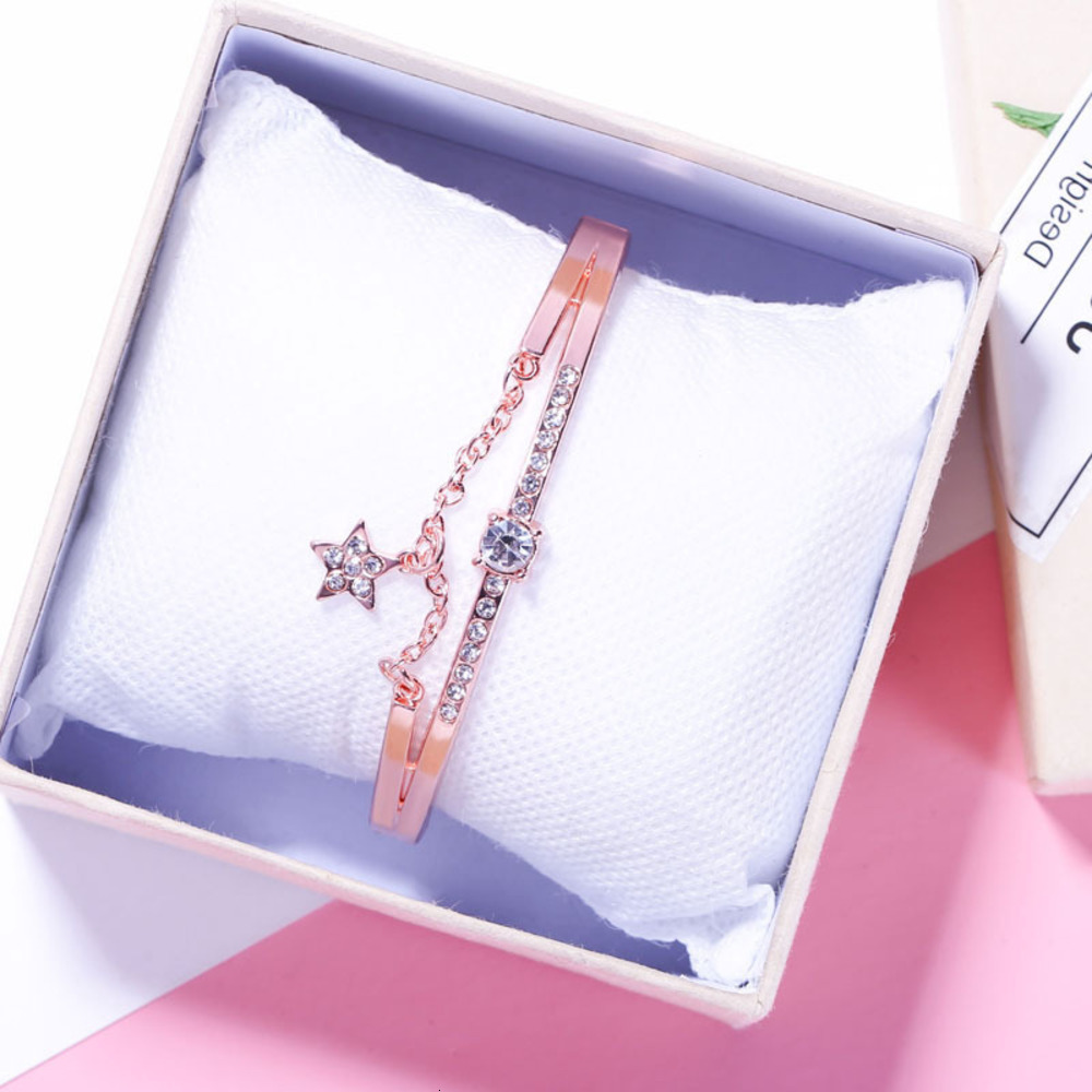 

Hand catenary Korean version net red Bracelet simple and versatile for women star fresh girl love girlfriends bracelet Jewelry Gift, Golden;silver