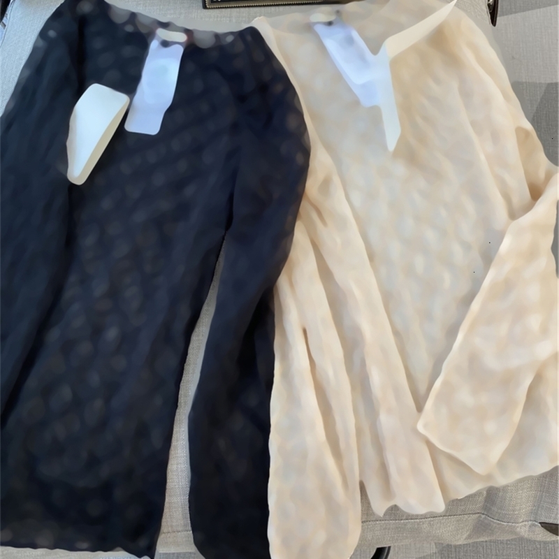 

Letters Tulle Embroidered Tops Black Sexy Base T-Shirt for Women INS Fashion Lace Long Sleeve Top Shirt 2 Colors