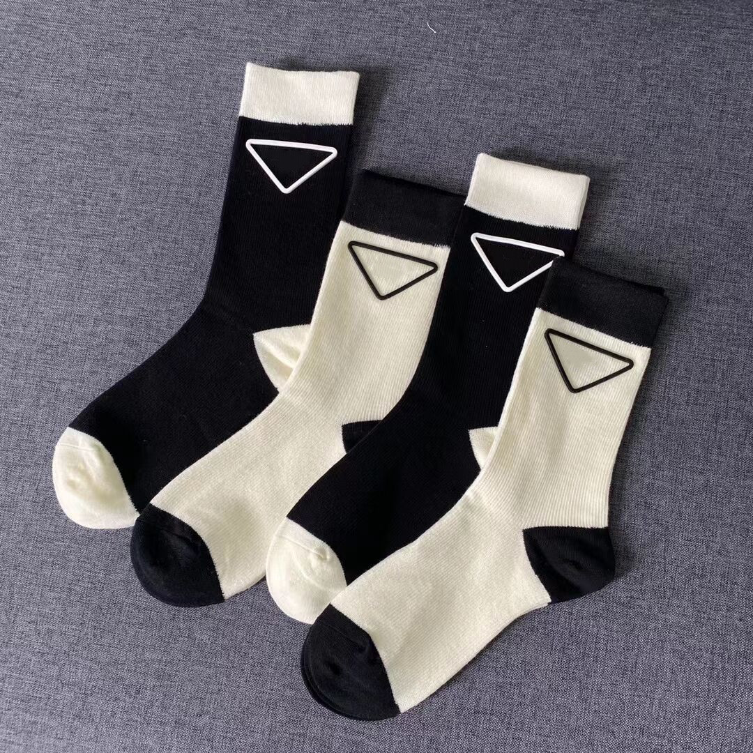 

2021 Top Quality Designer Men and women socks brands Luxury Sports Winter letter knit sock hosiery cotton 4pcs/lot with box, 01
