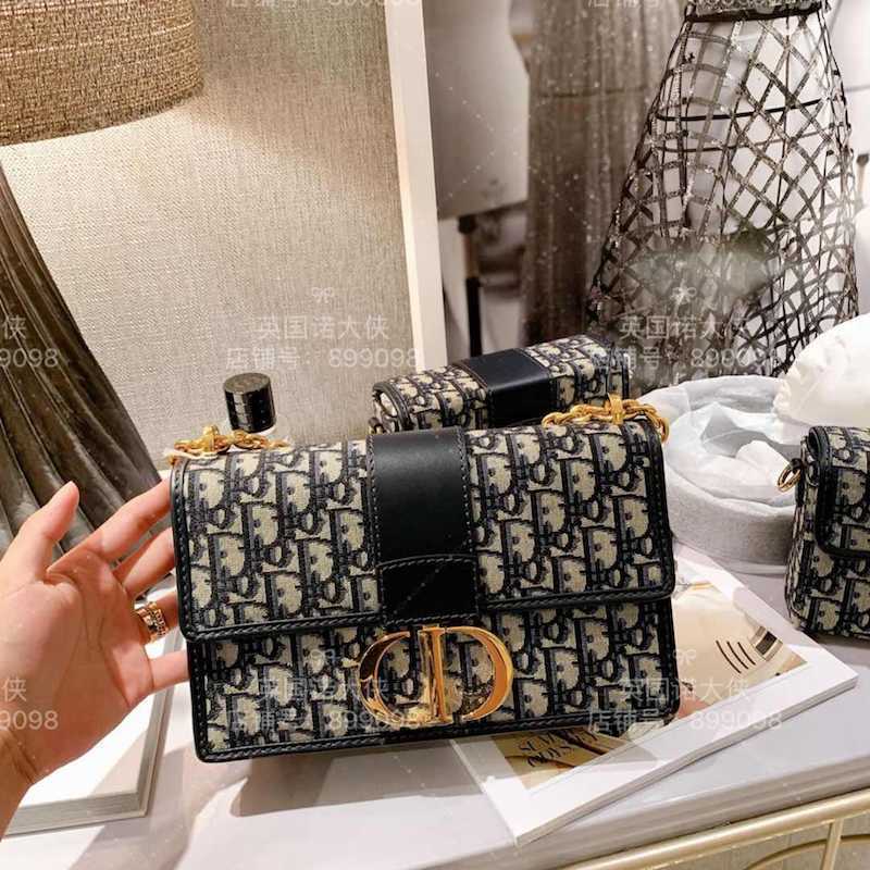 

Handbag Women Luxurys Designers Bags 2021 designe Womens Handbags Purses Tote mini Crossbody Bag Wallet Purse Montaigne 30 Messenger Chain L, Red