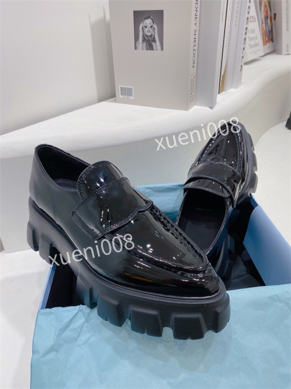 

Quality Casual Dress Shoes Men Women 35-40 Luxury Sneaker Cow Leather Designers Bee Pattern womens mens Bottom Tiger Red Green zh211010, White