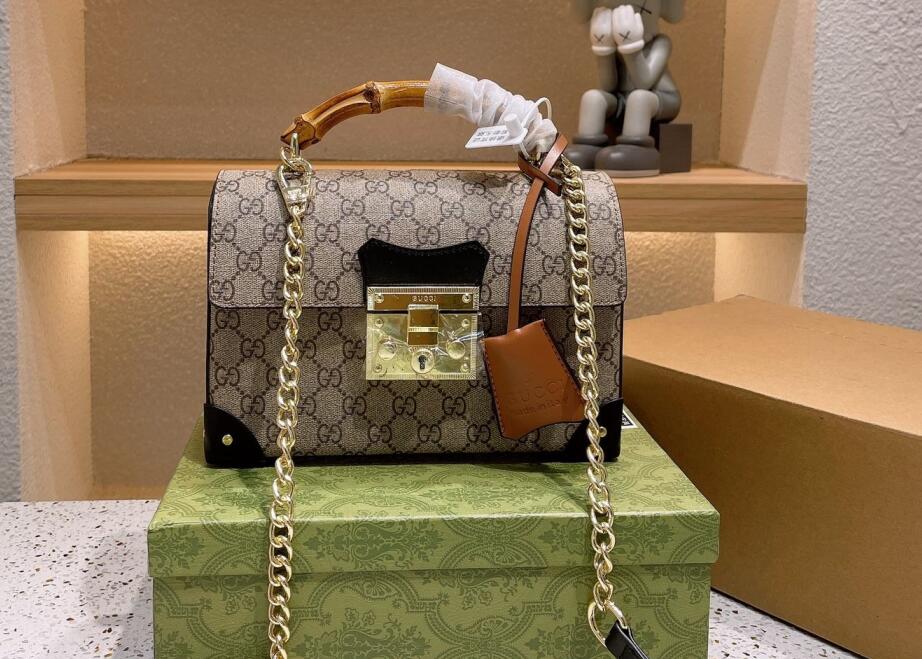 

Top quality!!! Designer LOULOU Shoulder Bag Matelasse Calfskin Y-Quilted Overstitching Leather And Grosgrain Lining Large-capacity Message handbag, Brown