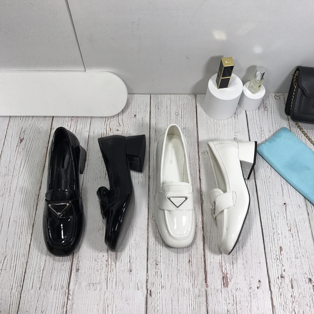 

Top Quality Classic Platform casual shoes Genuine leather thick soles high heel luxury Designer fashion women low-top 100% Metal buckle Blac, Black