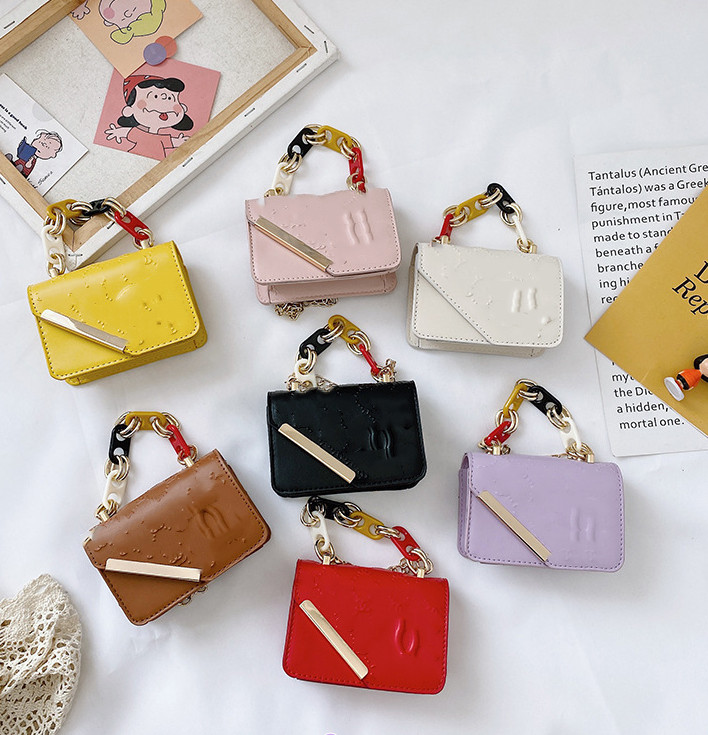 

Luxury kids colorful chain handbags designer girls Letters embossed crossbody bag children single shoulder bags women mini purse A7302, Pink