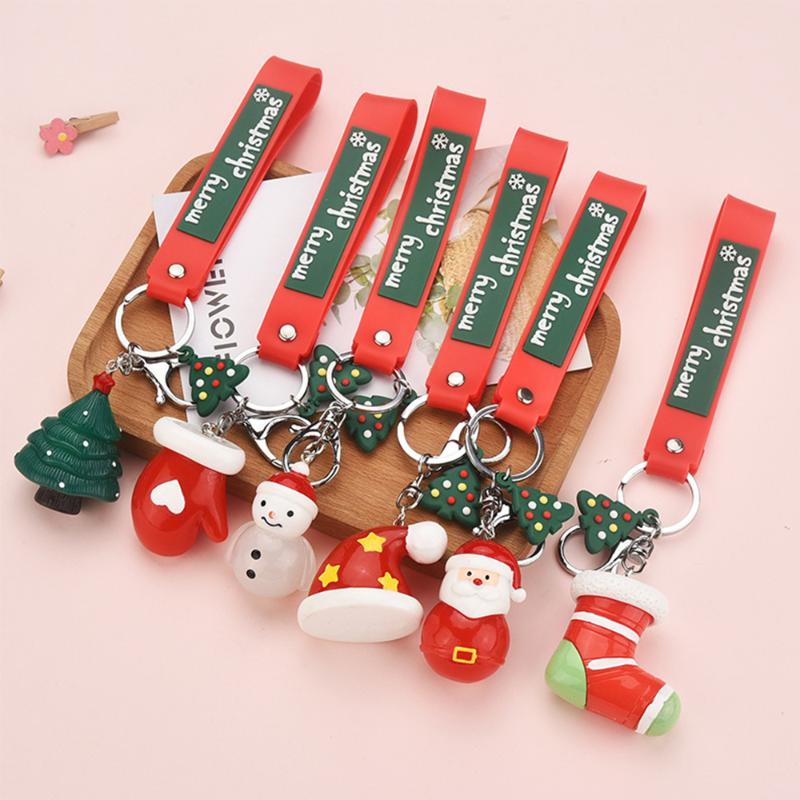 

Keychains Resin Glowing Santa Claus Keychain Creative Christmas Tree Hat Pendant Keyring For Women Couple Kids Bag Key Chains Gifts