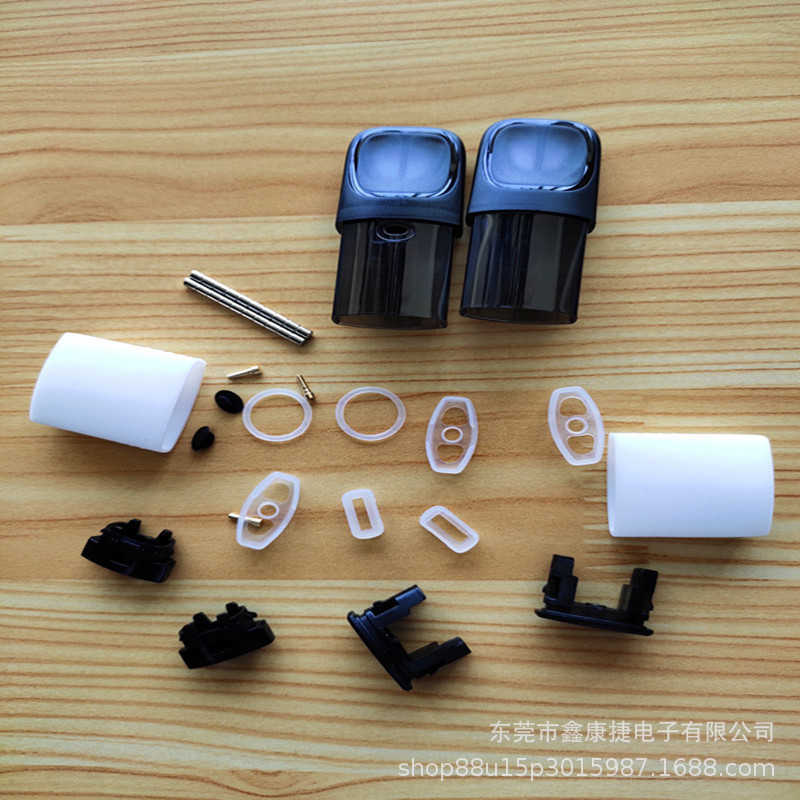 

Ruike Yidai Tong is equipped with empty bunker cigarette holder private mold plastic products without oil leakage, and a generation of