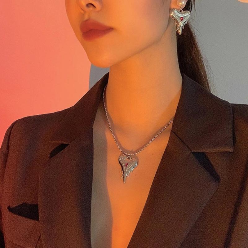 

Pendant Necklaces VSnow Unique Design Melt Love Heart Necklace For Women Femme Unusual Red Rhinestone Chunky Chain Metal Jewelry