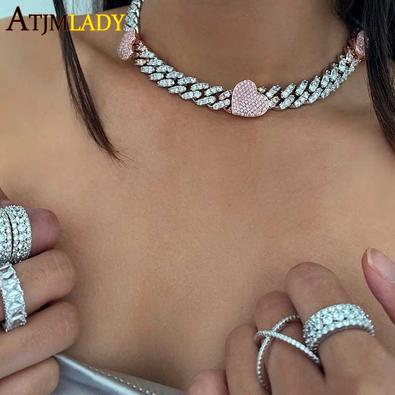 

Iced Out Bling 5A Cubic Zirconia Paved Pink Cz Heart Charm Choker Necklace Women Girlfriend Gift 12mm Cuban Link Chain Jewelry Chains