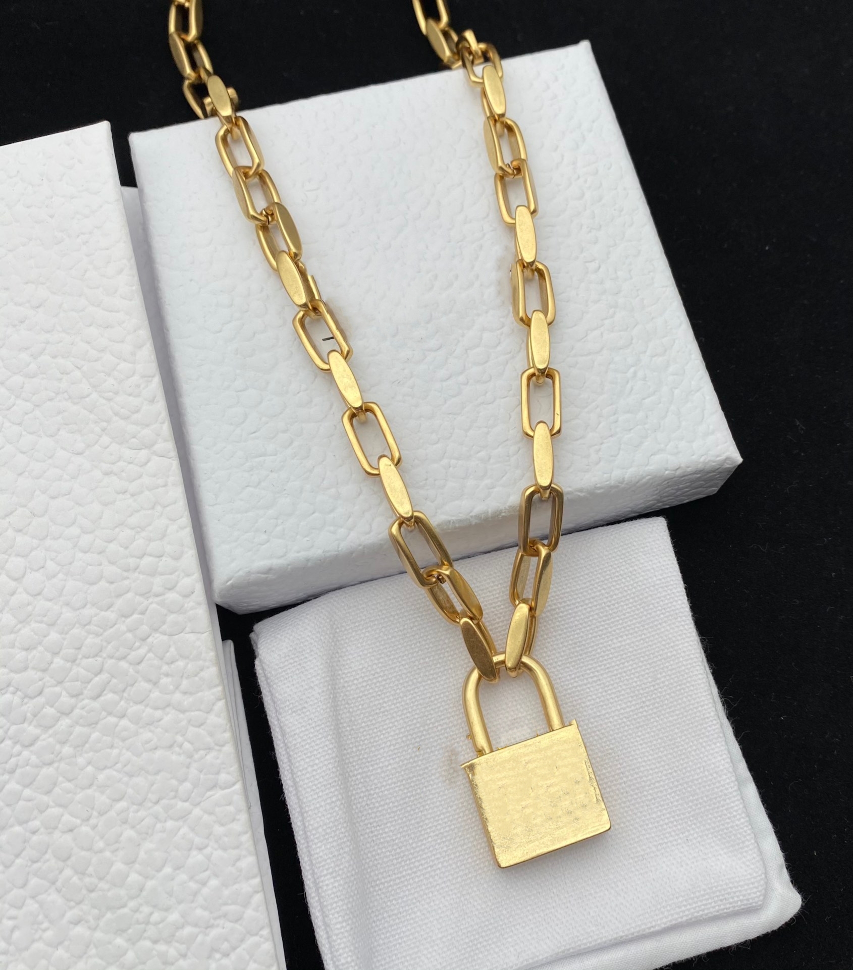 

Fashion gold Lock necklace pendant chains bracelet for mens and Women Party Wedding Lovers gift hip hop jewelry with bag