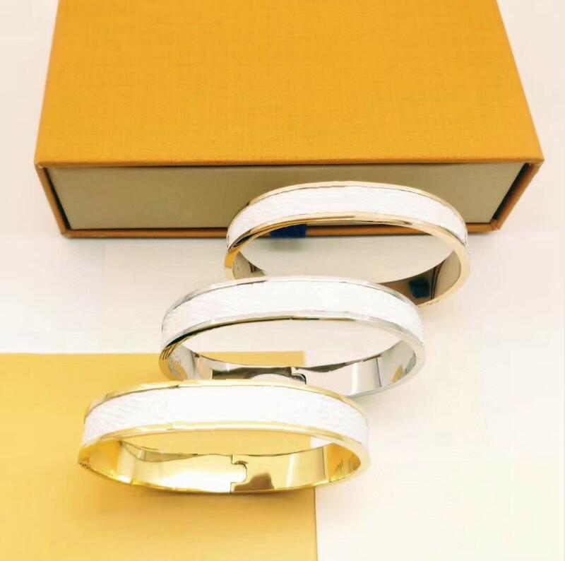 

Party ZB004YX Brand Fashion Classic Bangle White PU Leather Titanium Bracelet with Gift Box 3 Colors Silver Rosegold Gold