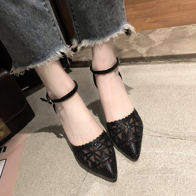 

Summer Korean Version Of The Fashion 6 Cm Stiletto Heels A Word Buckle Cat With Hollow Diamonds Black Work Shoes Women Sandals, Champagne