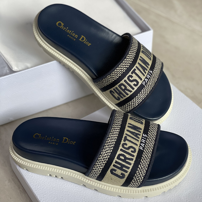 

2021 Fashion Dway Slides shoes Women Slipper platform Embroidered Cotton Girls Beach scuffs Summer womens Outdoor Luxurys Sandals flip flops flat, Sock