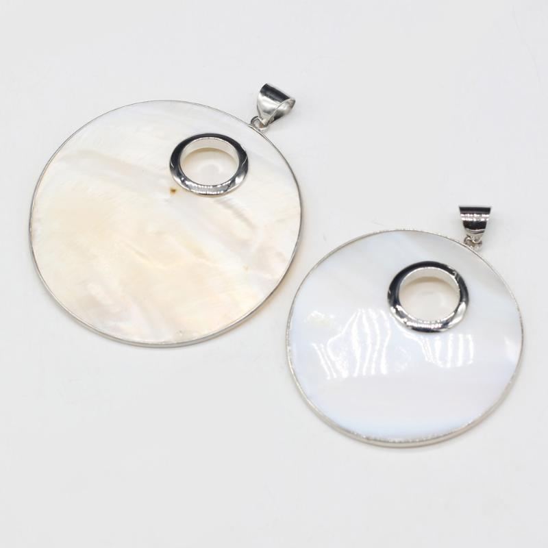 

Charms Pendant Natural Stone Round Shape With Small Holes Shell Pendants Charm For Neutral Jewelry Making DIY Necklaces Bracelet, Bronze;silver