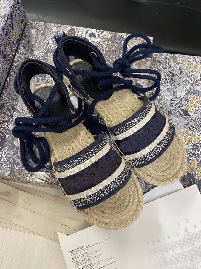 

2021 Lastest Platform women designer shoes ,Fashion Wide Flat espadrille Summer Outdoor Causal rope ankle strap mkj001
