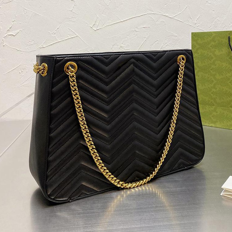 

2021 Newest Luxury Designer Shoulder Bag for Women Hot Fashion Handbags Quilting Genuine Leather Letter Hardware High Quality Lady Tote Purse Women's Shopping Bags, Black
