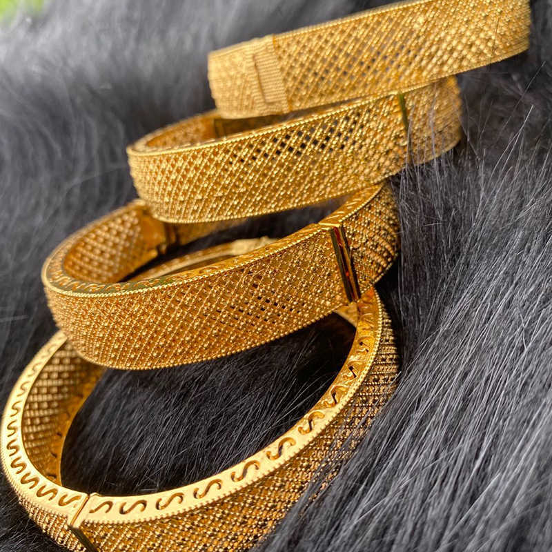 

4pcs/lot Ethiopian Bracelet Gold Bangles for Women Gold Dubai Bride Wedding Africa Bangle Arab Jewelry Gold Charm Q0722