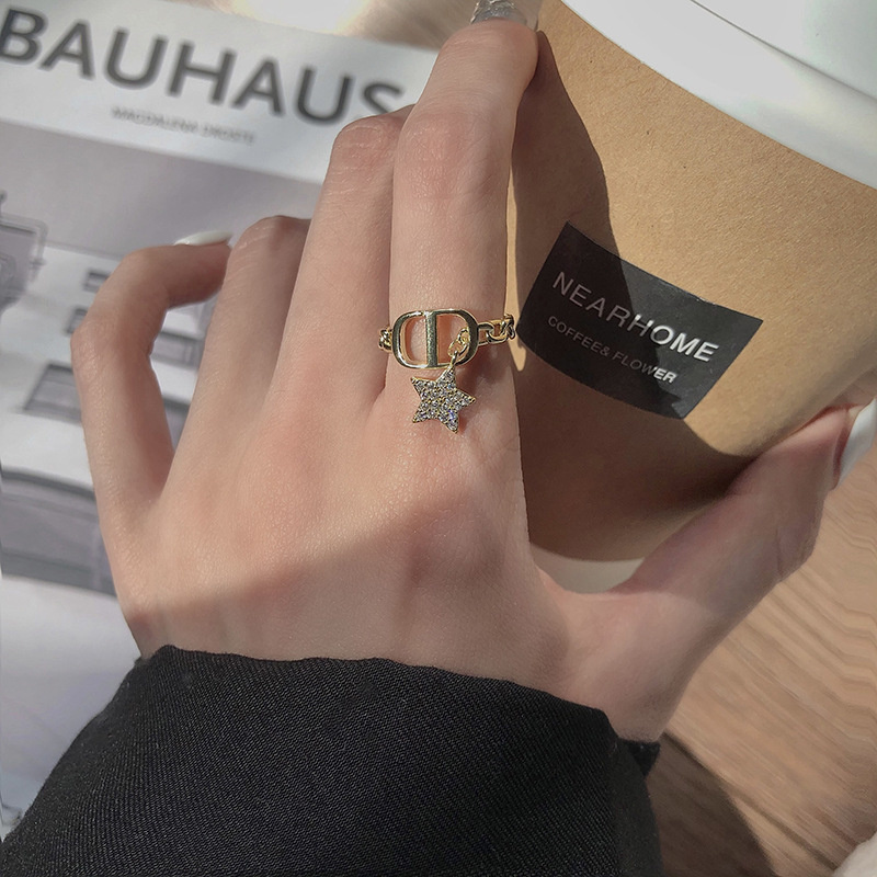

Fashion simple personality inlaid diamond star chain open ring network red temperament design sense of handpiece girl