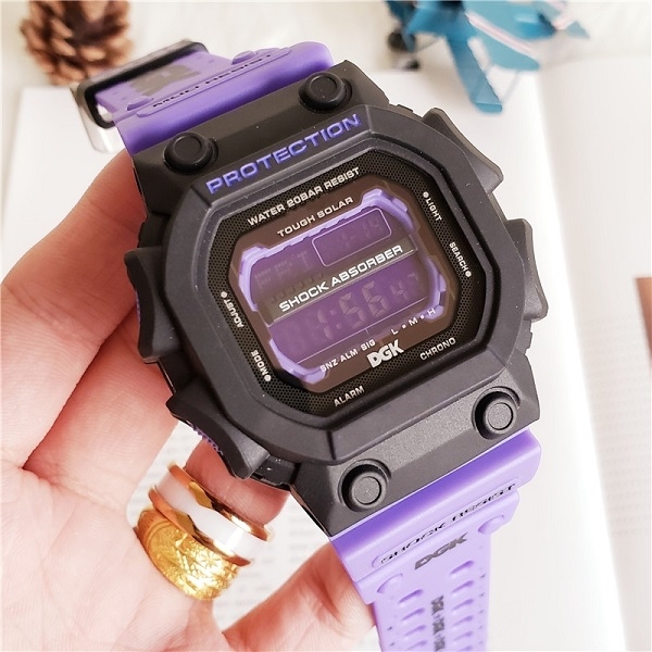 

GXW-56 Men's Sports Quartz Waterproof Watch High Quality LED Digital Display World Time Solar Square Type