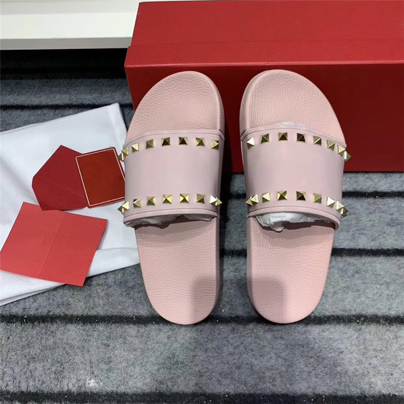 

Men Women Slippers Marque Designer Rubber Slides Sandal Flat Blooms Strawberry Tiger Bees Green Black White Fashion Shoes Beach flip flop 35-45, Box