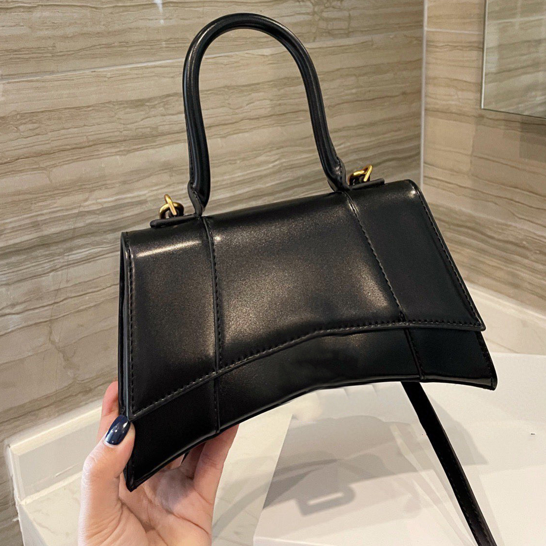 

hourglass bag shoulder Bags High Quality Ladies Brand 2022 Luxurys Top designers letter mother handbag Fashion handbags totes cossbody wallet Leather purse Thread, No bags