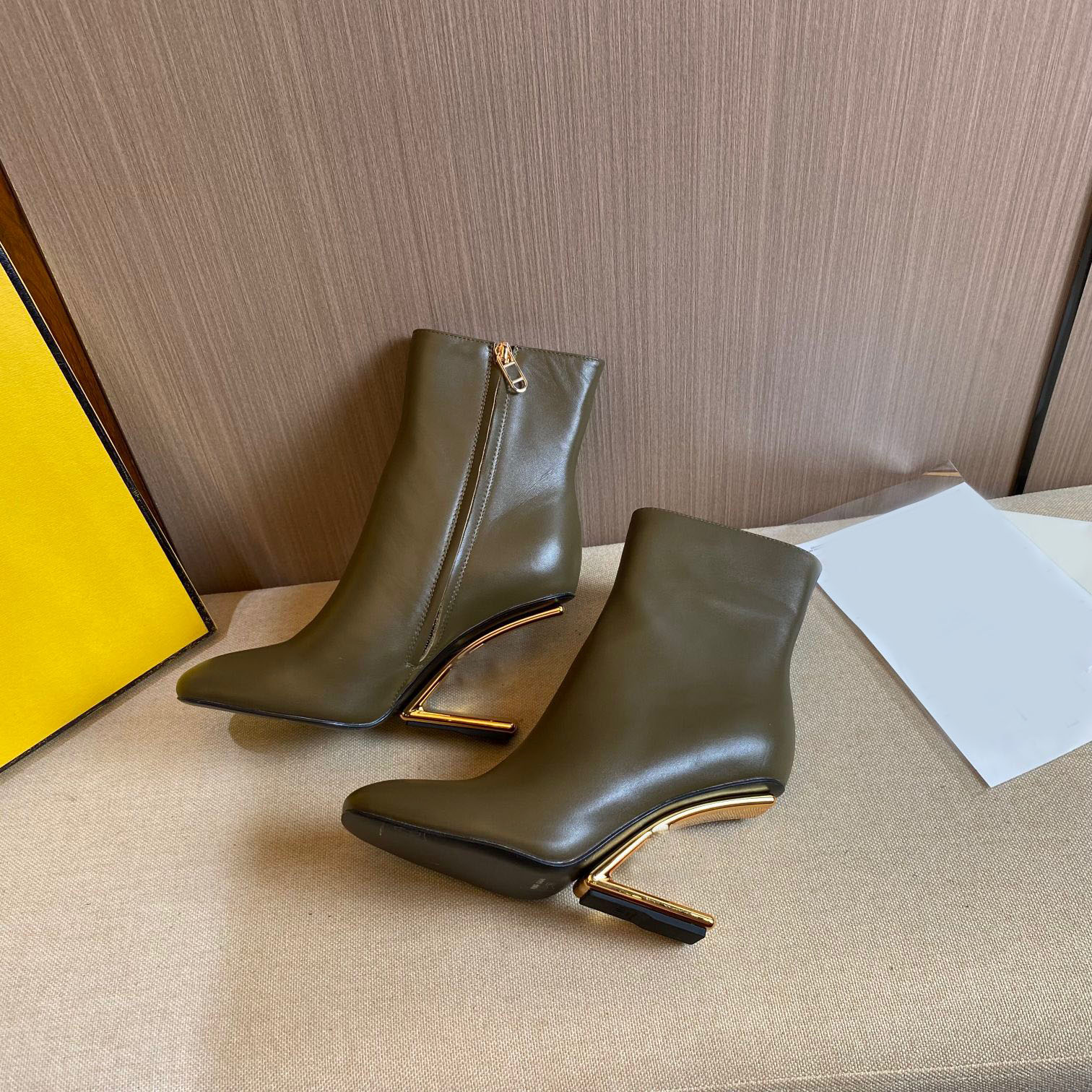 

Roman women's special-shaped heel boots high heels f design fashion sexy cowhide production side zipper opening multicolor sizes 36-41, Black