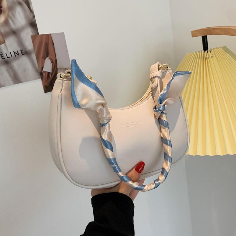 

Evening Bags Small Leather Chain Shoulder For Women Scarves Tote Messenger Bag Simple Wild Ladies Handbags Designer Crossbody, Black