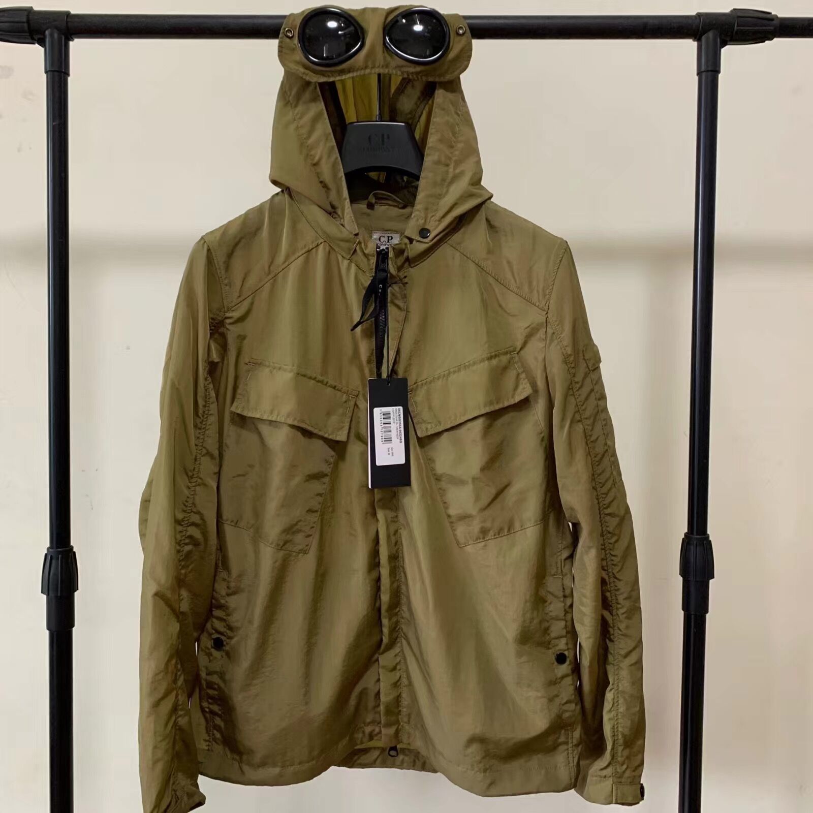 

Europe Designer Two Lens Glasses GOGGLE windbreaker outdoor men jacket coat men hoodies GOGGLE windbreaker Clothes, Black;brown